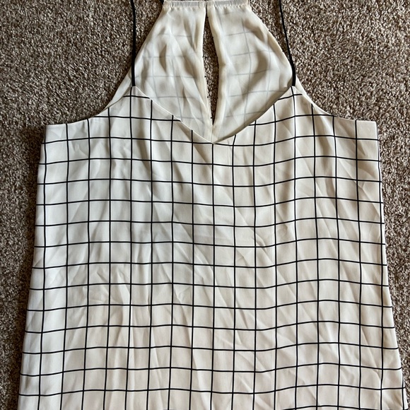 Women’s Express Tank - Picture 2 of 2